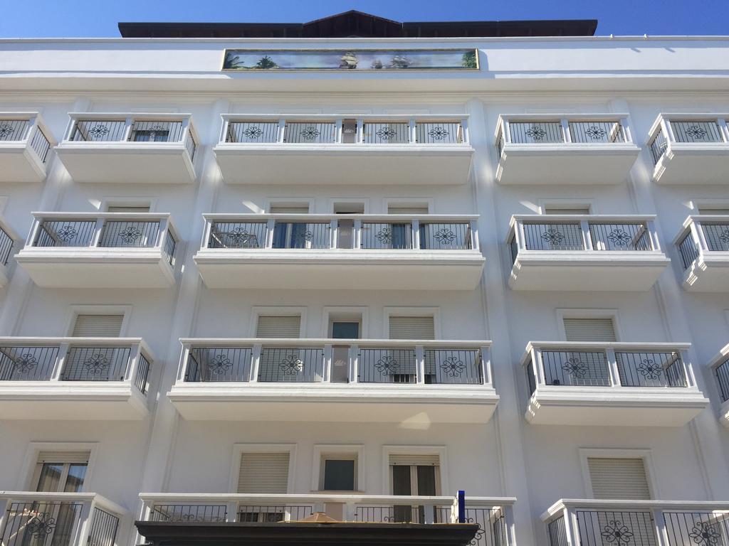 Hotel Residence Veliero Riccione Exterior foto
